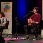 Nadine Traore und musikalischer Begleitung